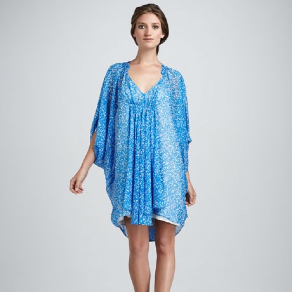 Diane Von Furstenberg Dresses & Skirts - Diane von Furstenberg silk Fleurette dress Sz 4